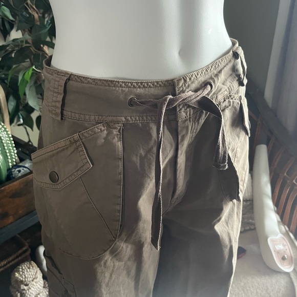 Desigual NWT Cargo Capris - Picture 6 of 8